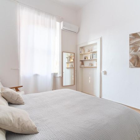 Grand Central 1845 - 2 Bedrooms Design Flat Bergamo Kültér fotó