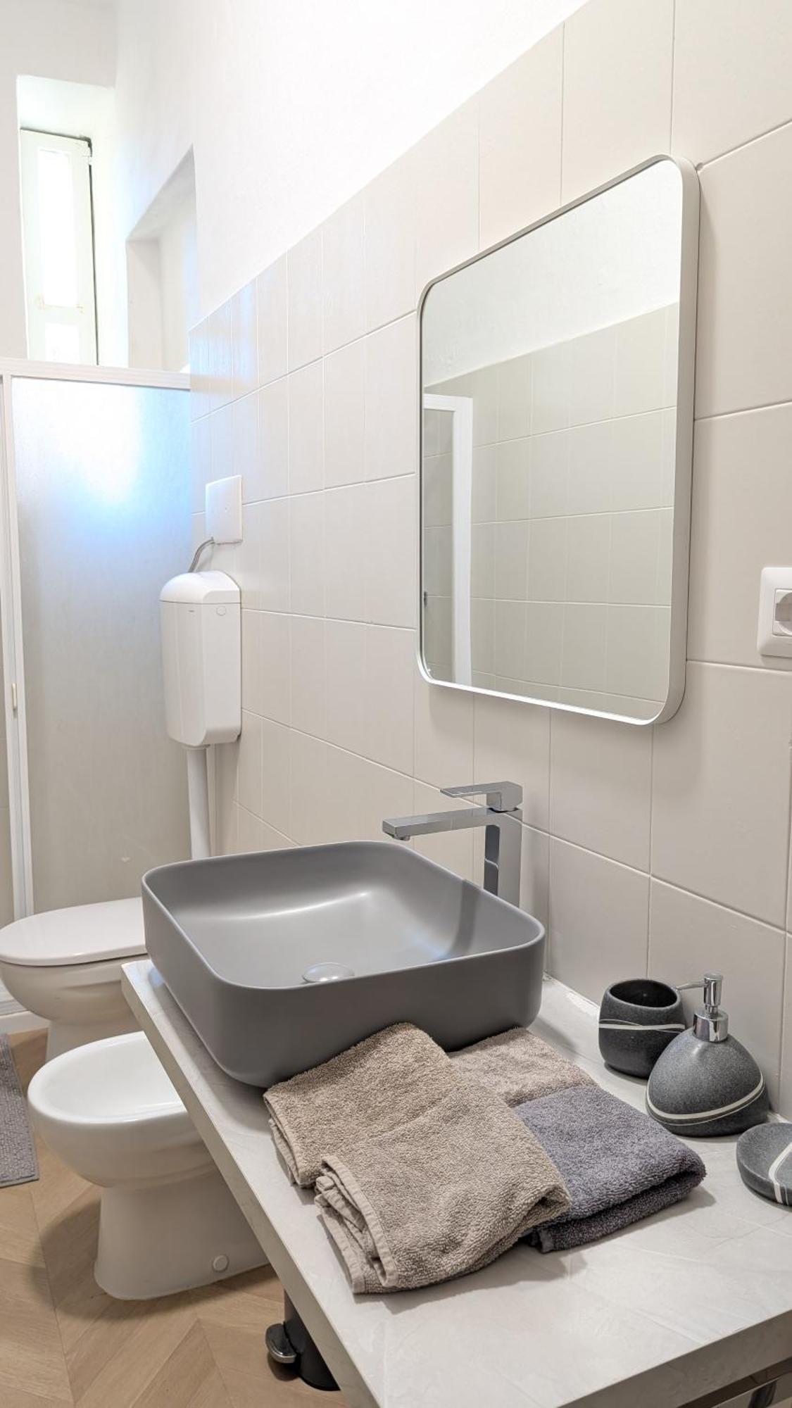 Grand Central 1845 - 2 Bedrooms Design Flat Bergamo Kültér fotó